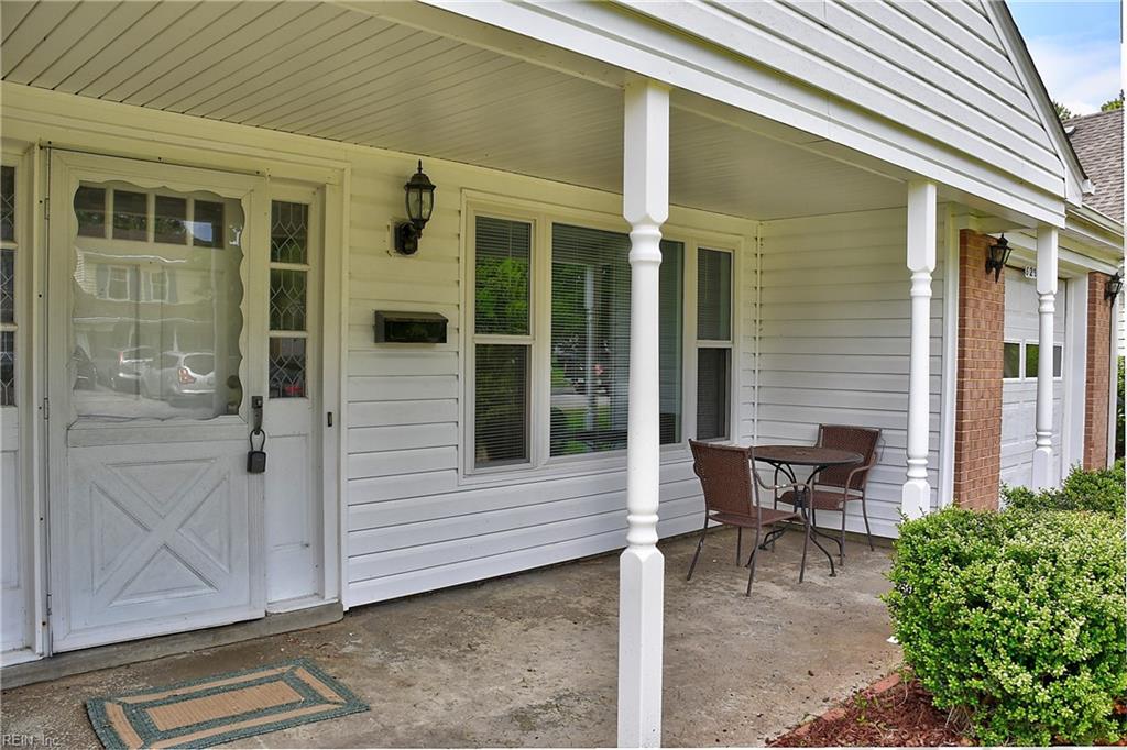625 Abbey DR