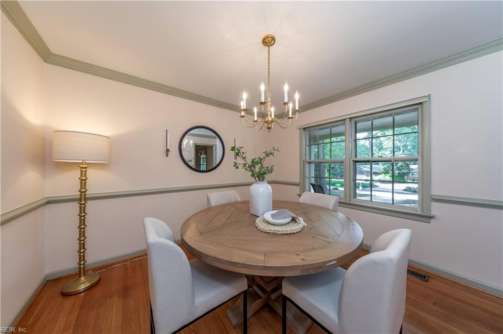 206 Kingswood DR