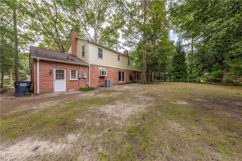 206 Kingswood DR