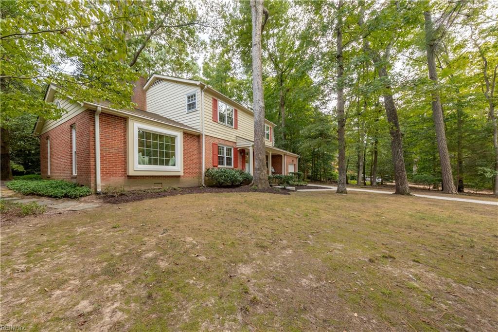 206 Kingswood DR
