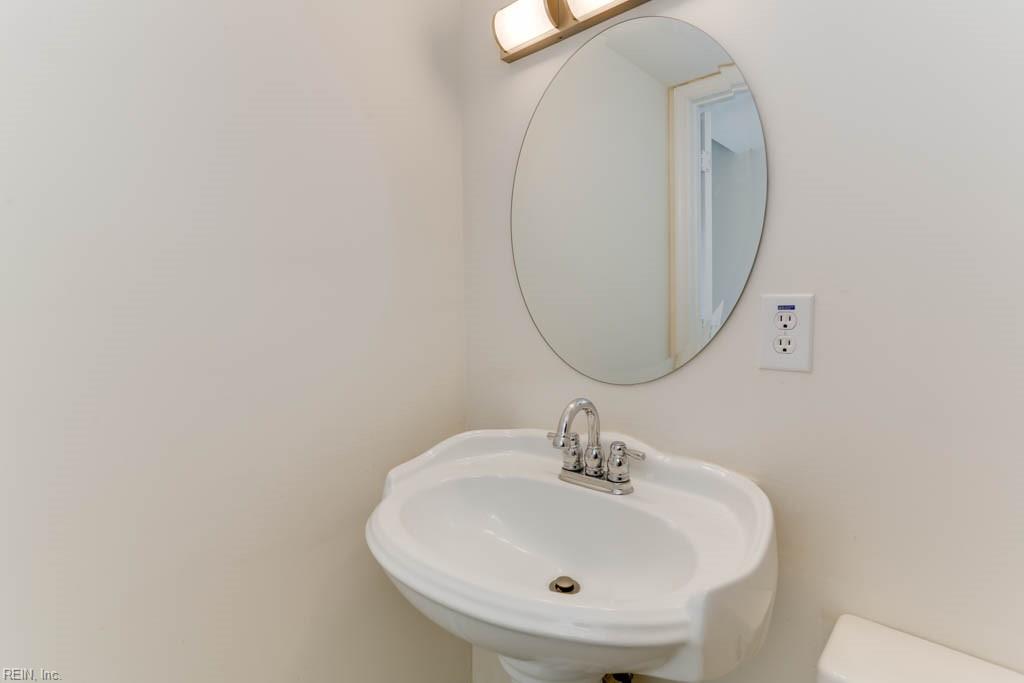 2202 London Company WAY