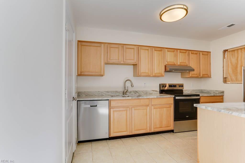 2202 London Company WAY
