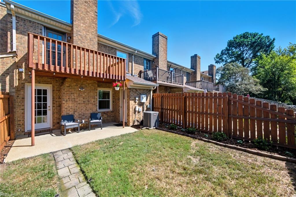 53 Dawn LN
