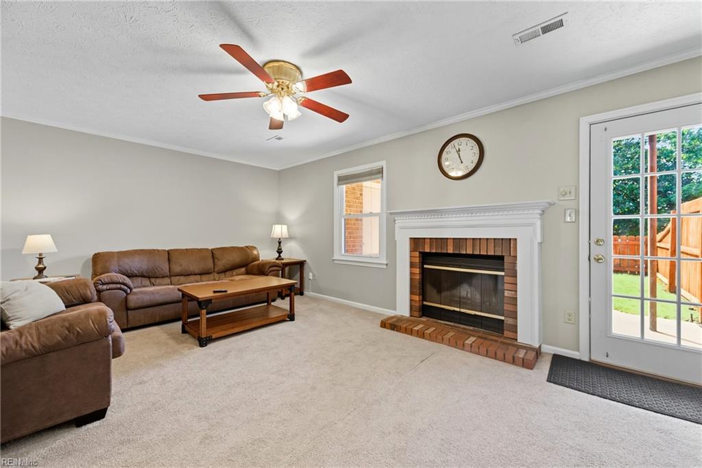 53 Dawn LN