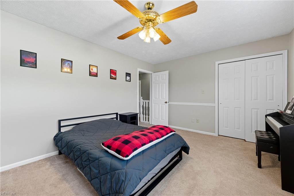 53 Dawn LN