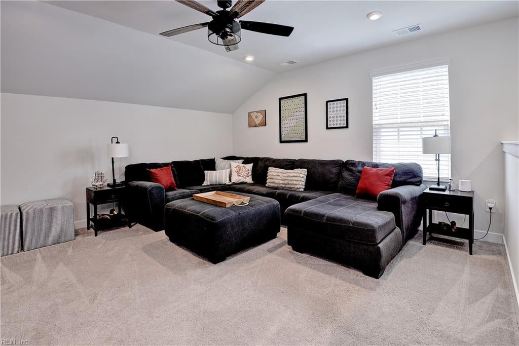 3636 Marigold CT