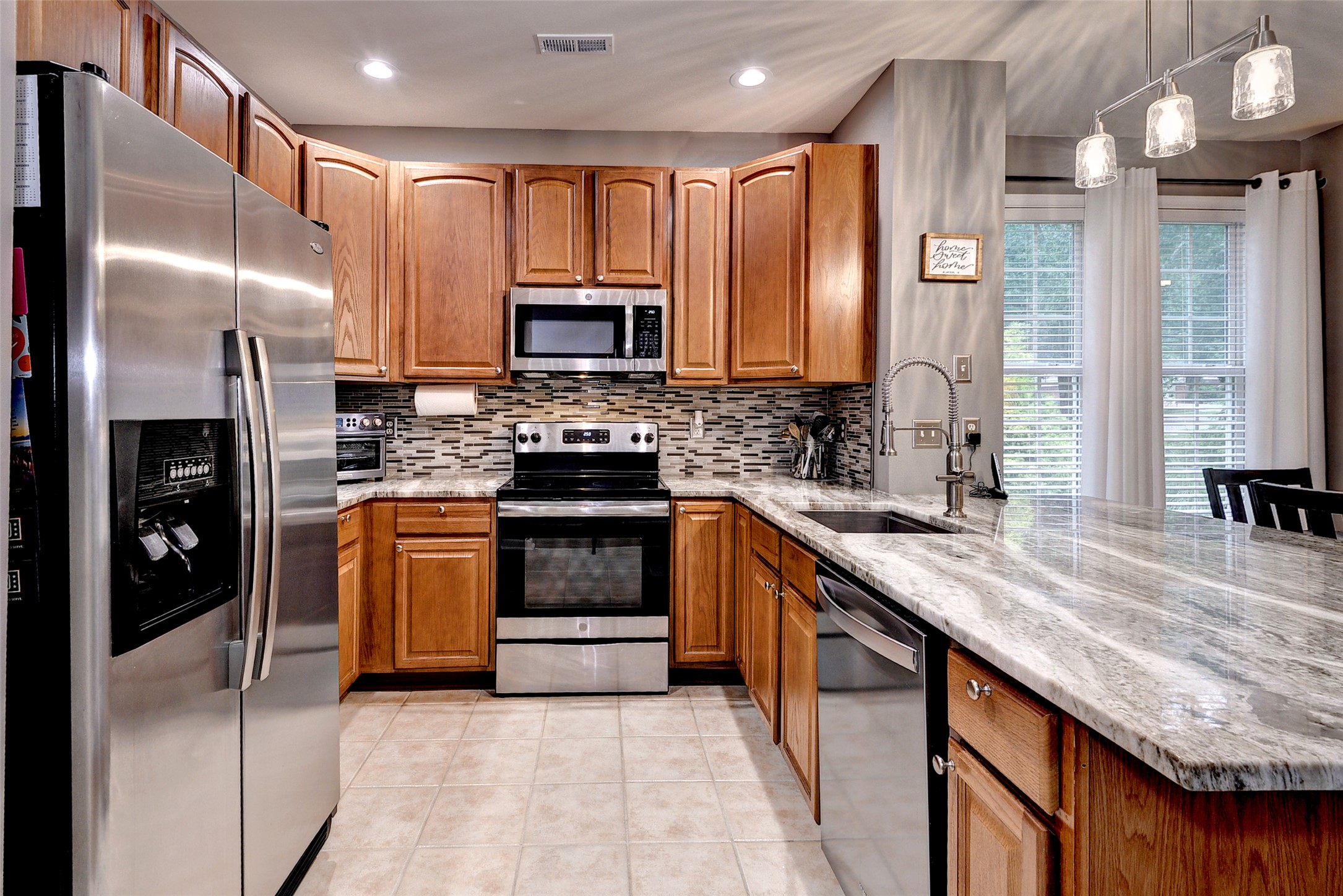 4301 Sprucemont