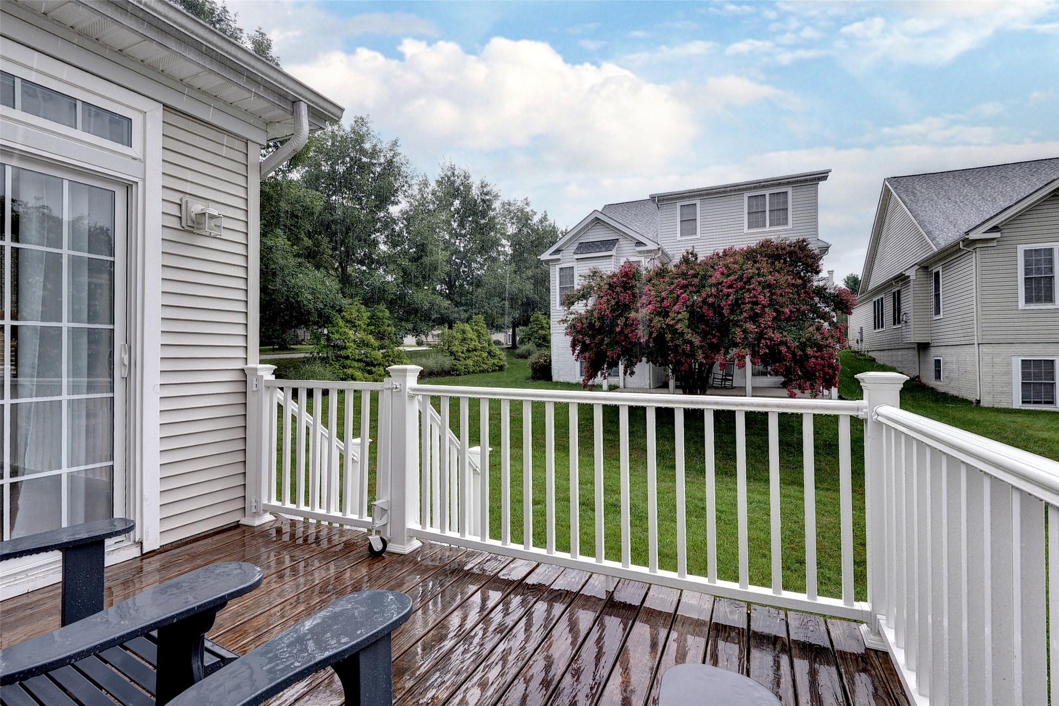 4301 Sprucemont