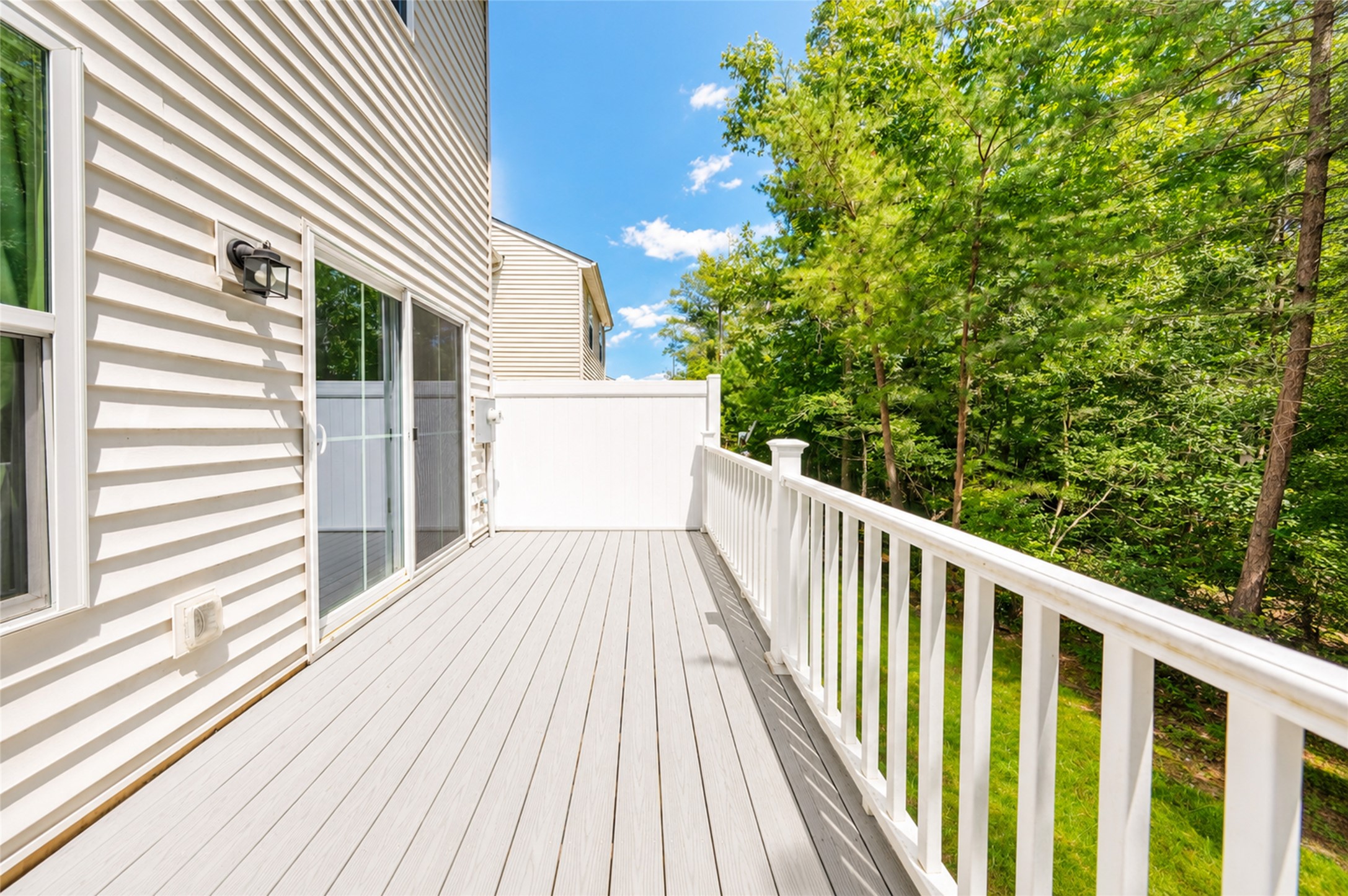 121 Capeside Ct