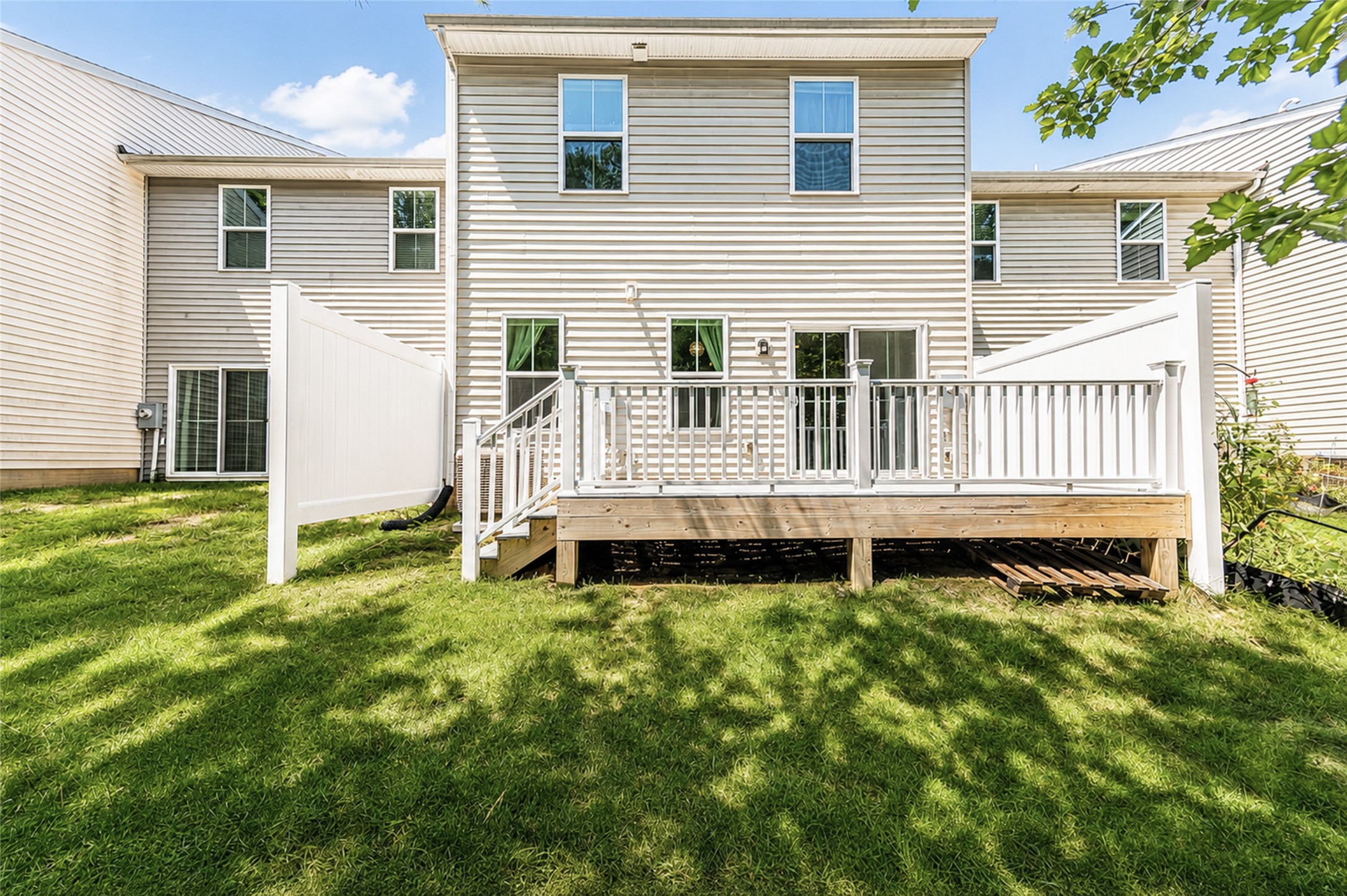 121 Capeside Ct