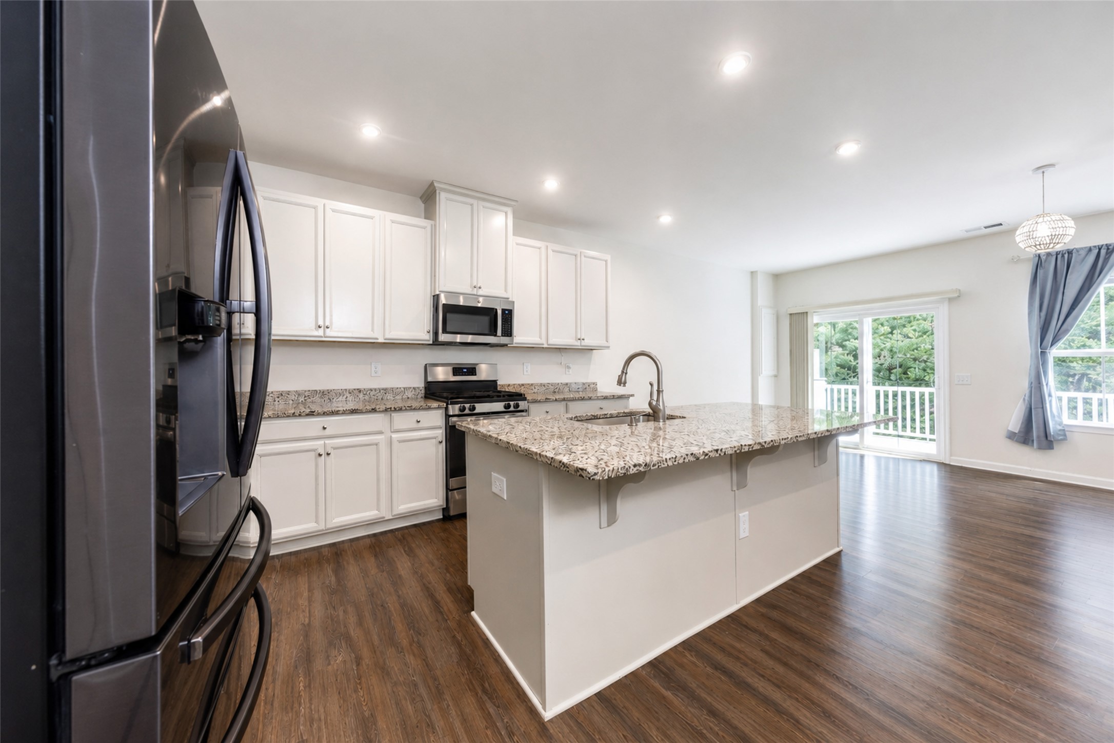 121 Capeside Ct