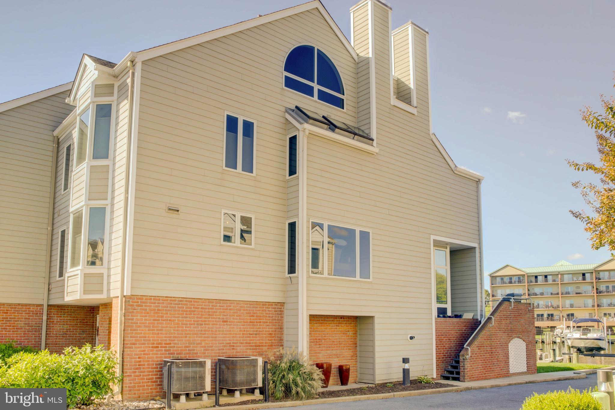 104 CAMBRIDGE LANDING 104A