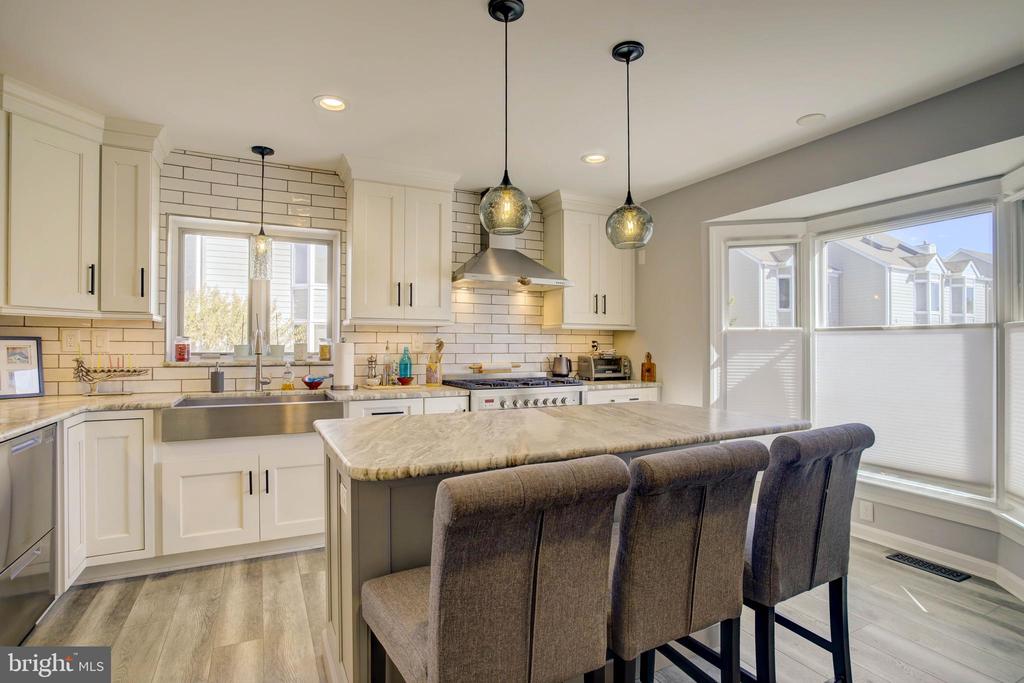 104 CAMBRIDGE LANDING 104A