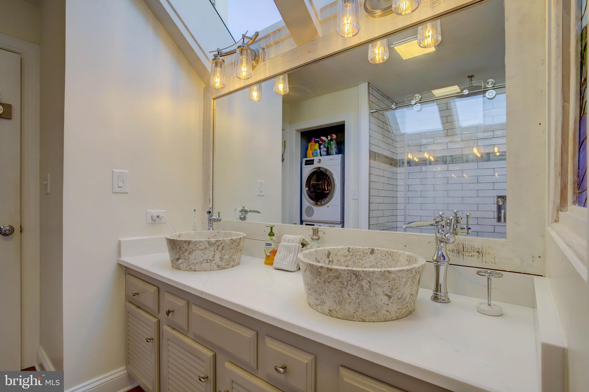 104 CAMBRIDGE LANDING 104A