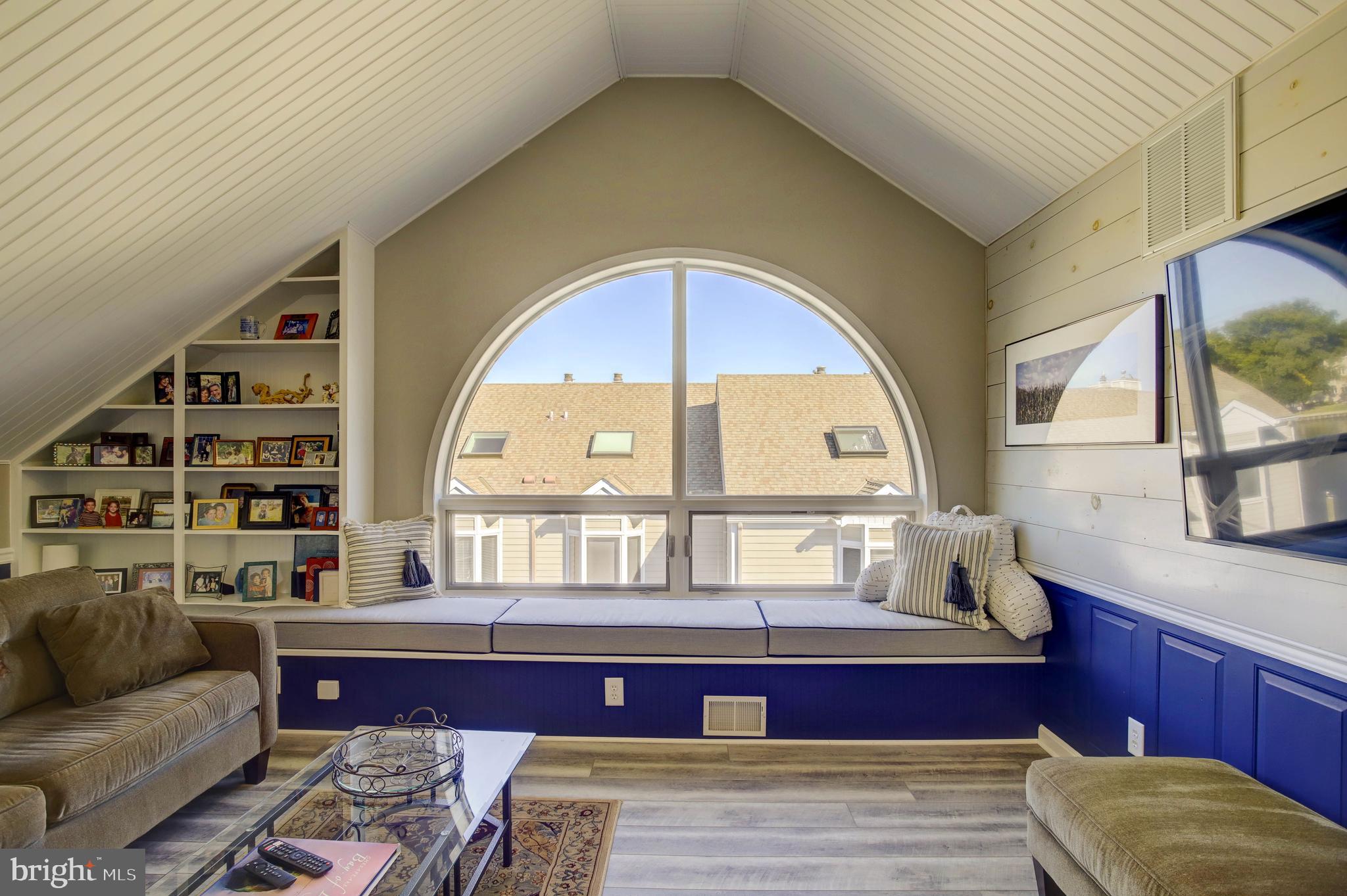 104 CAMBRIDGE LANDING 104A