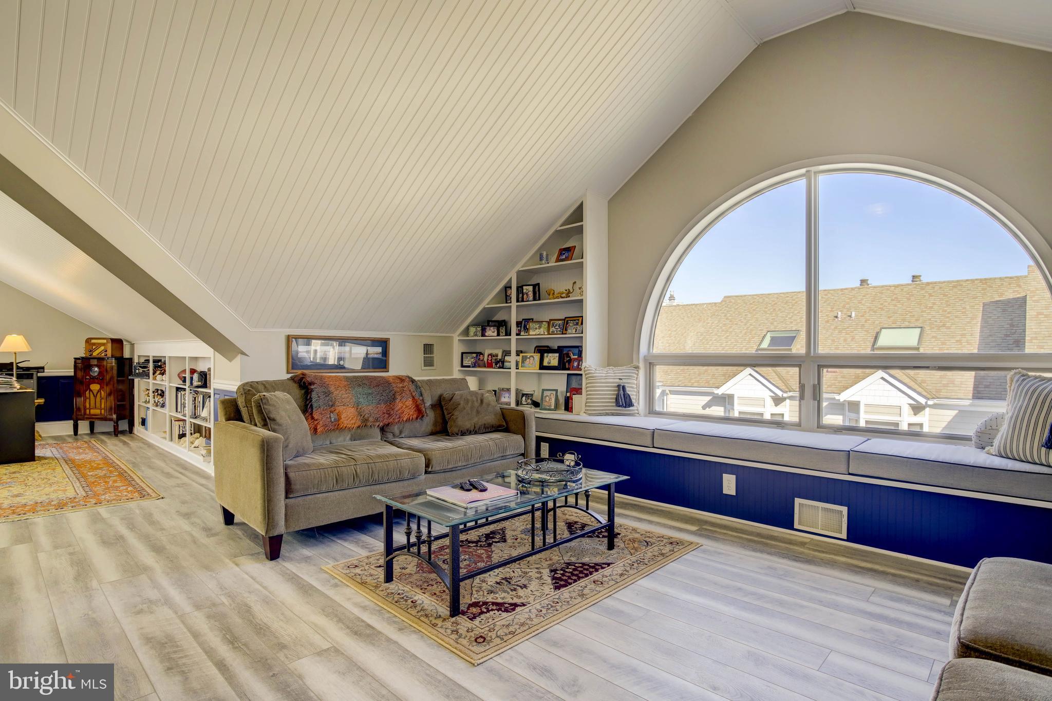 104 CAMBRIDGE LANDING 104A