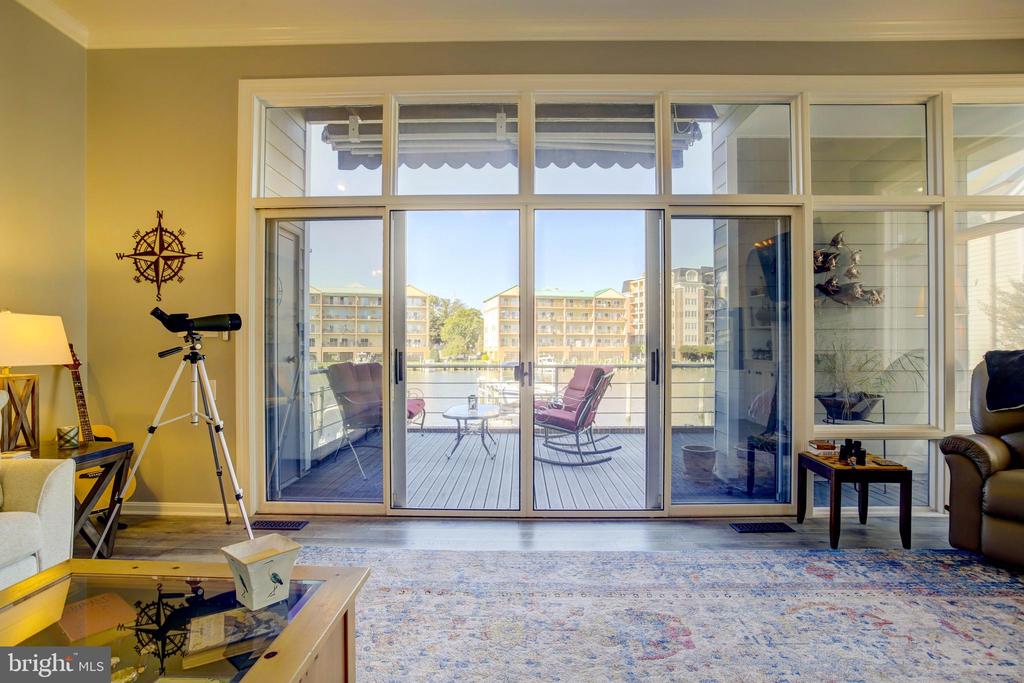 104 CAMBRIDGE LANDING 104A