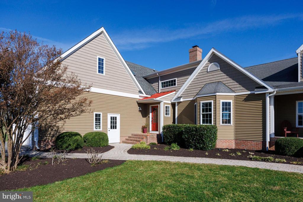 4903 MALLARD COVE