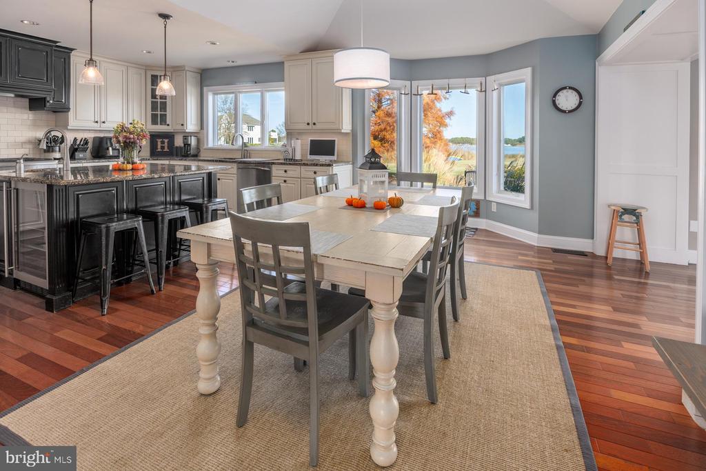 4903 MALLARD COVE