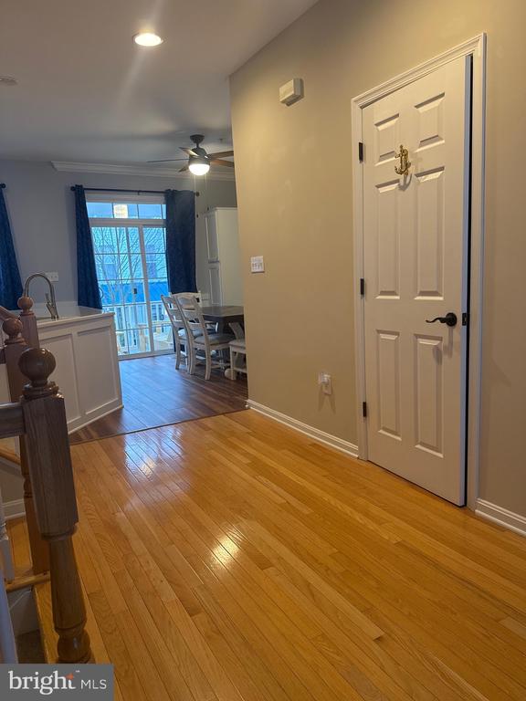 105 SAILORS LANE 105