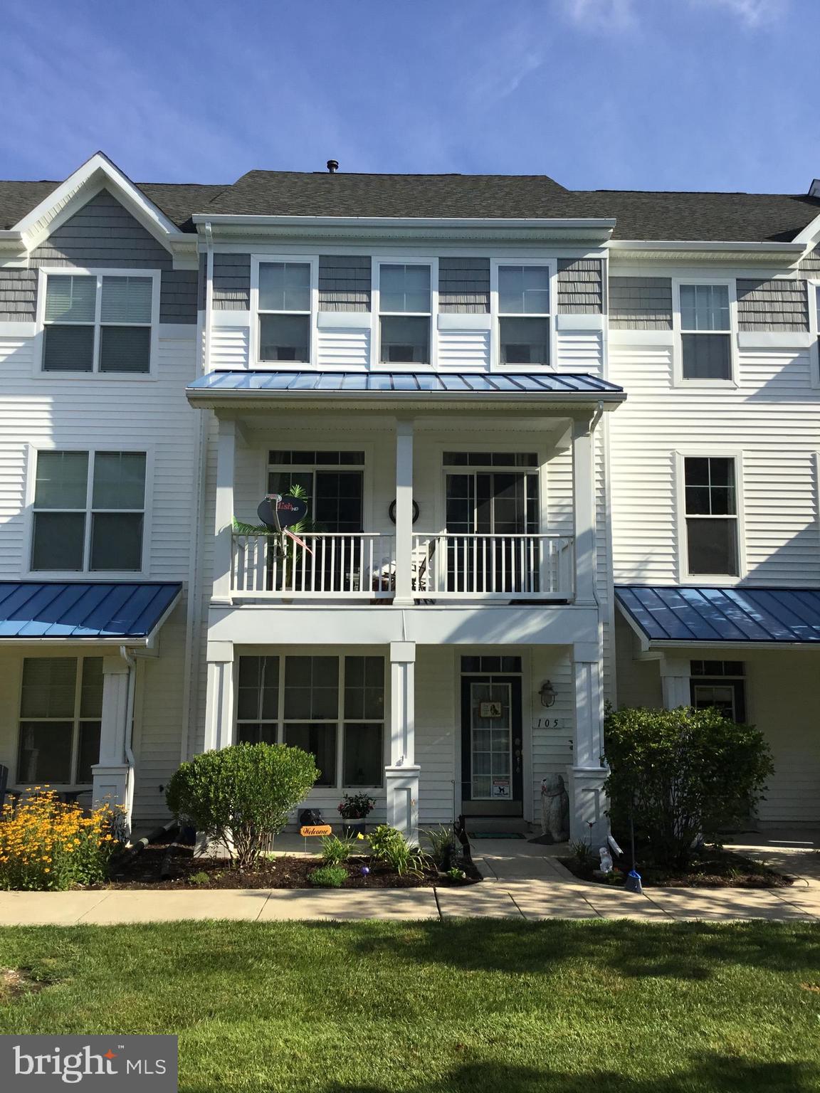 105 SAILORS LANE 105