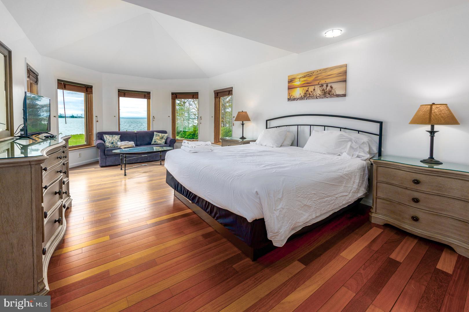 1313 BROADVIEW DRIVE