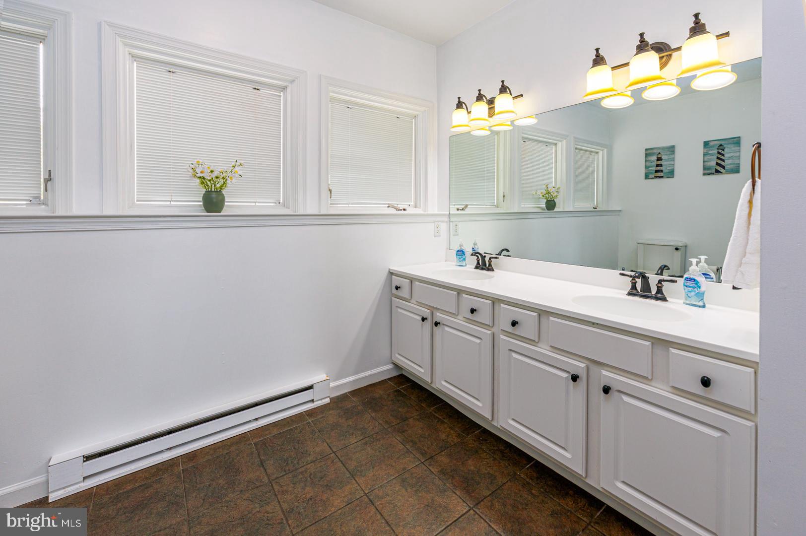 1313 BROADVIEW DRIVE