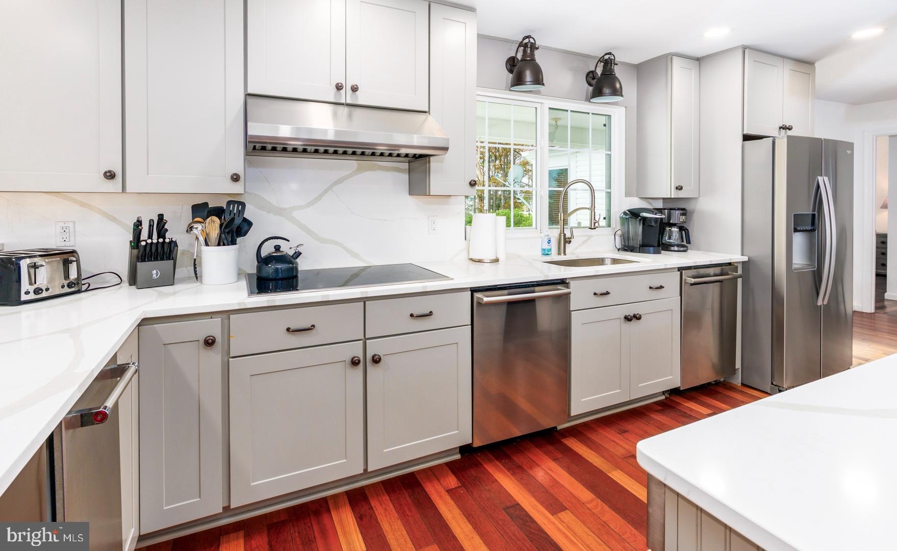 1313 BROADVIEW DRIVE