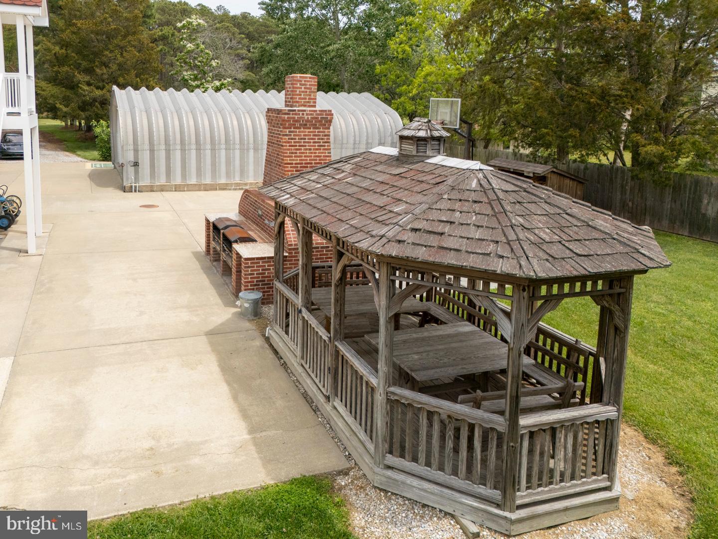 1313 BROADVIEW DRIVE