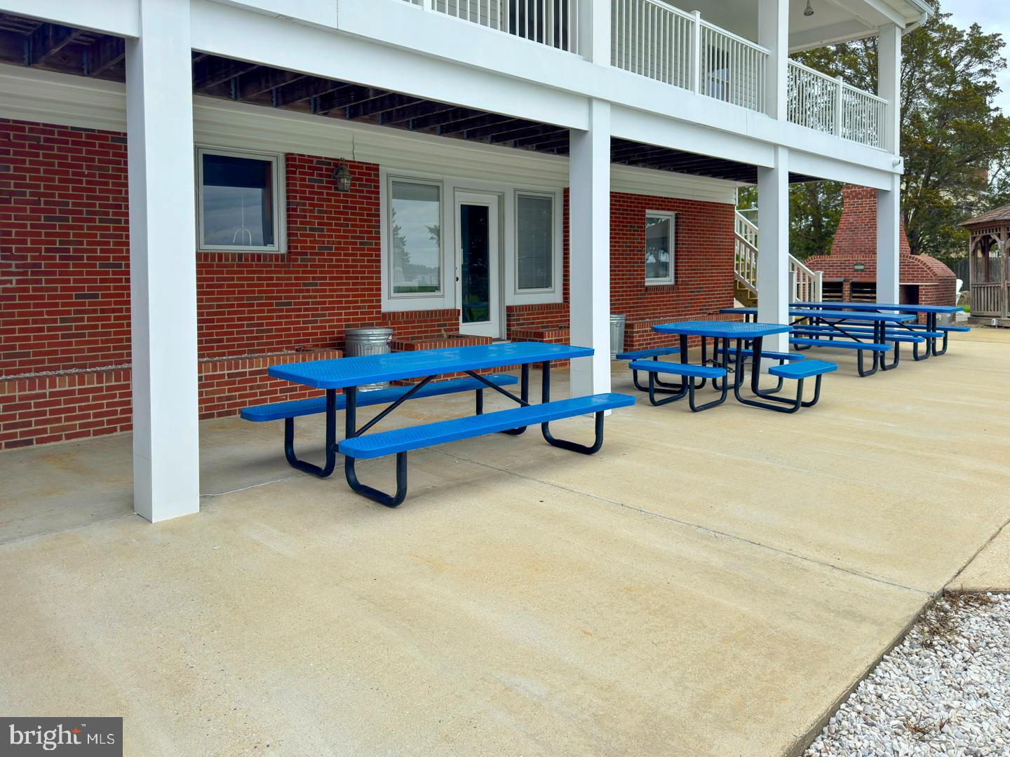 1313 BROADVIEW DRIVE