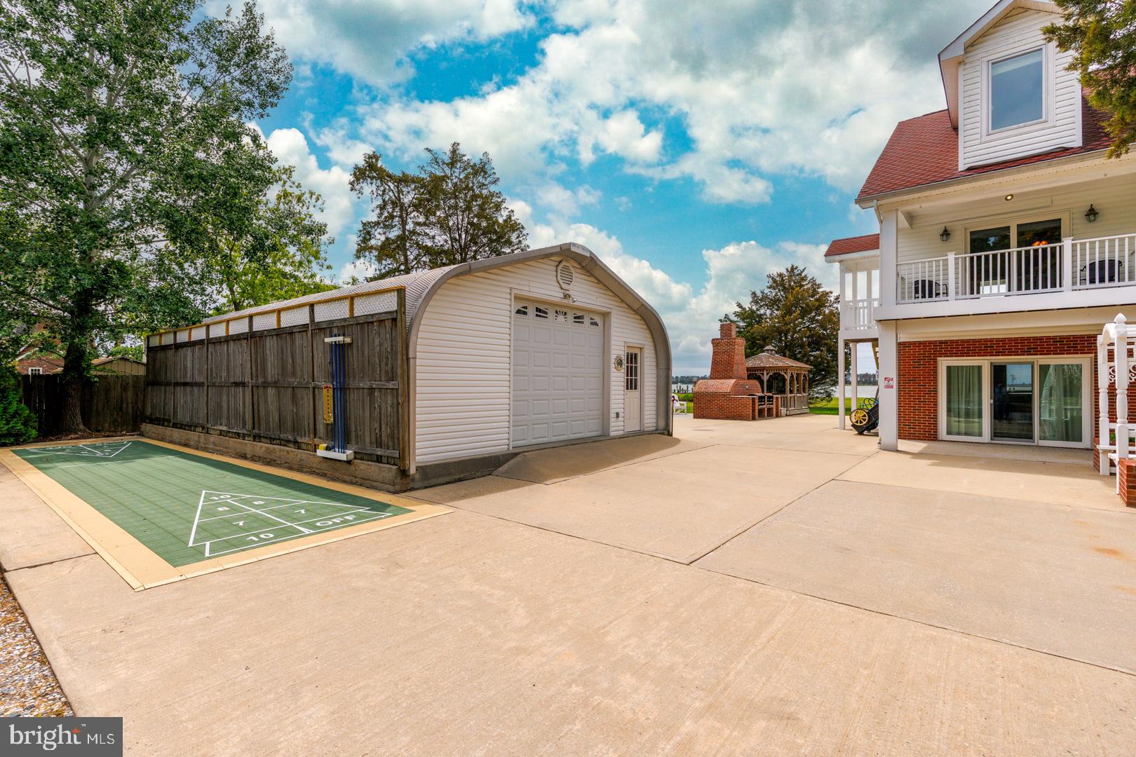 1313 BROADVIEW DRIVE