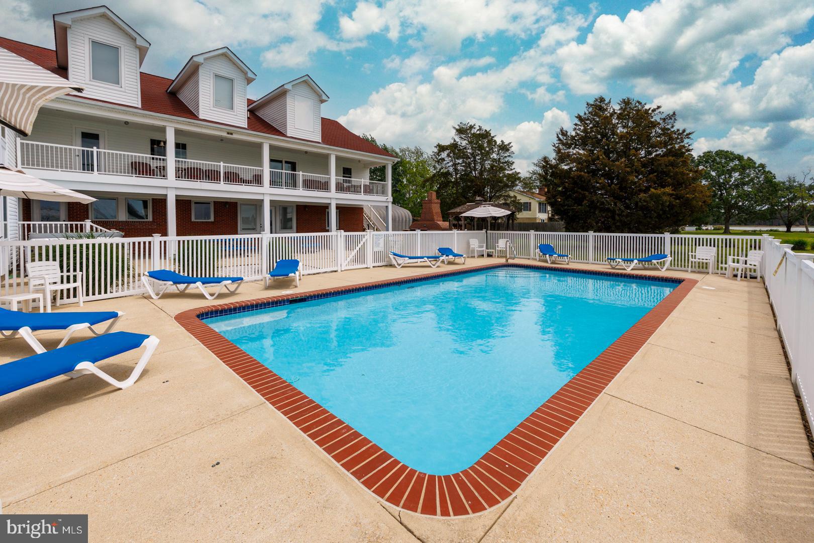 1313 BROADVIEW DRIVE