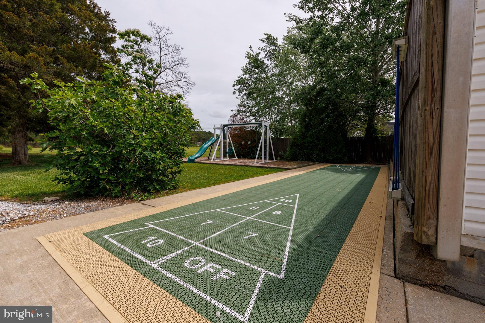 1313 BROADVIEW DRIVE