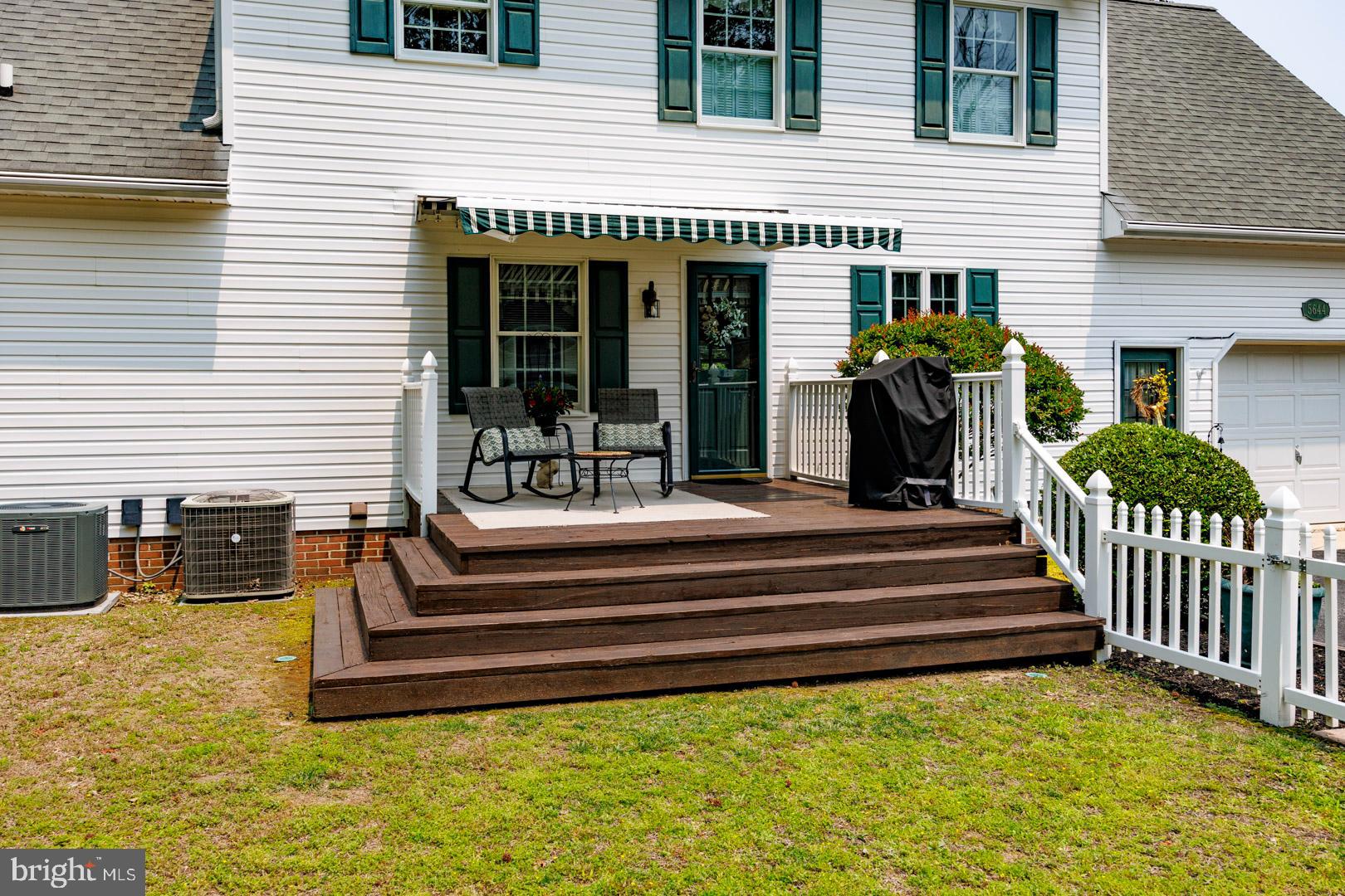 5644 CLIFTON WOODS DRIVE