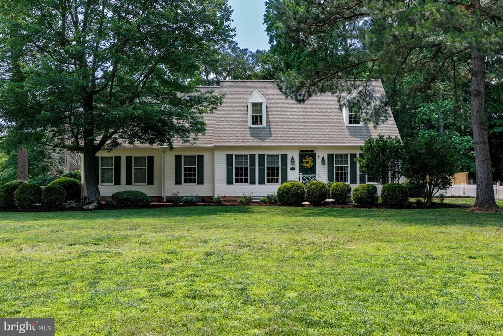 5644 CLIFTON WOODS DRIVE