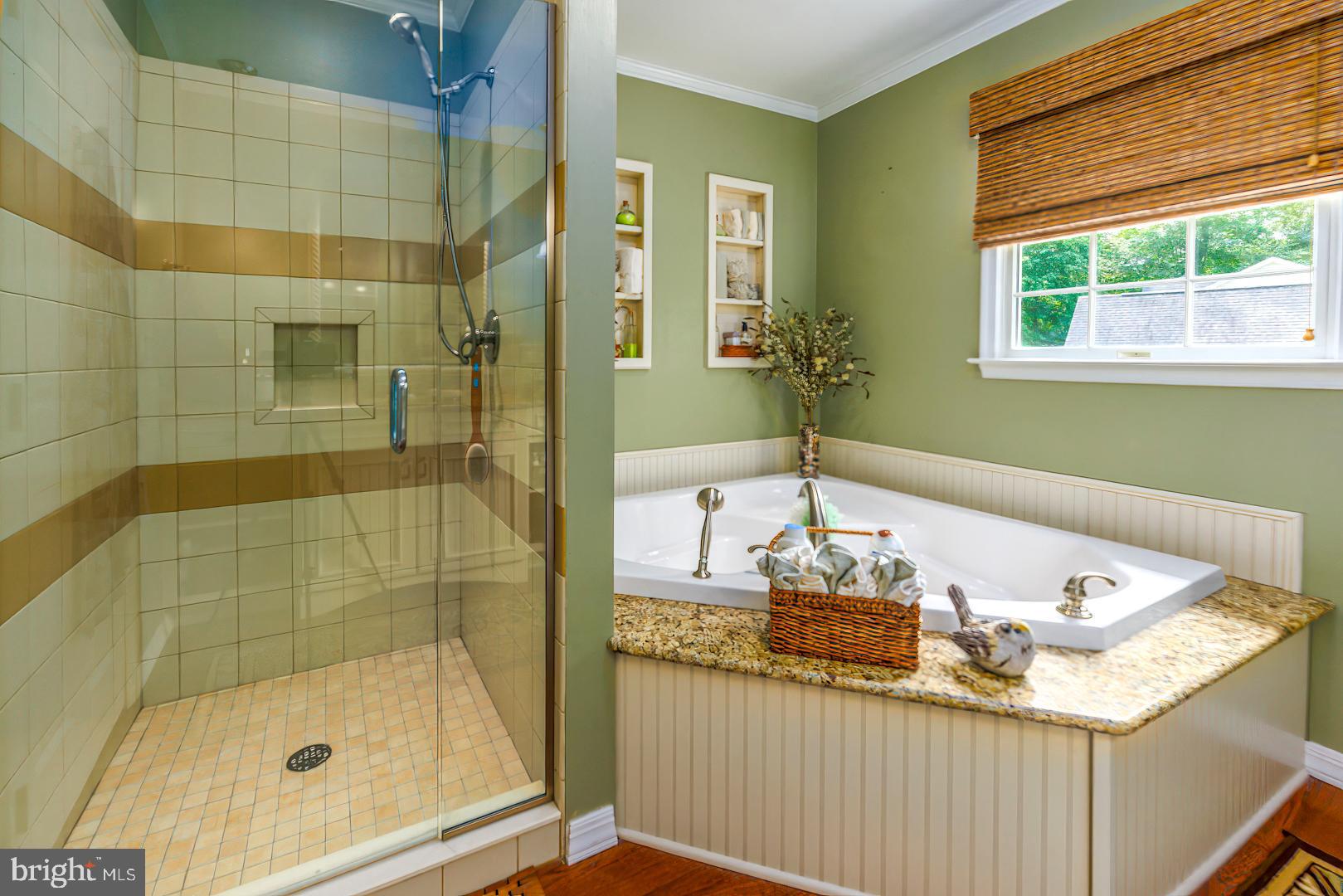 5644 CLIFTON WOODS DRIVE