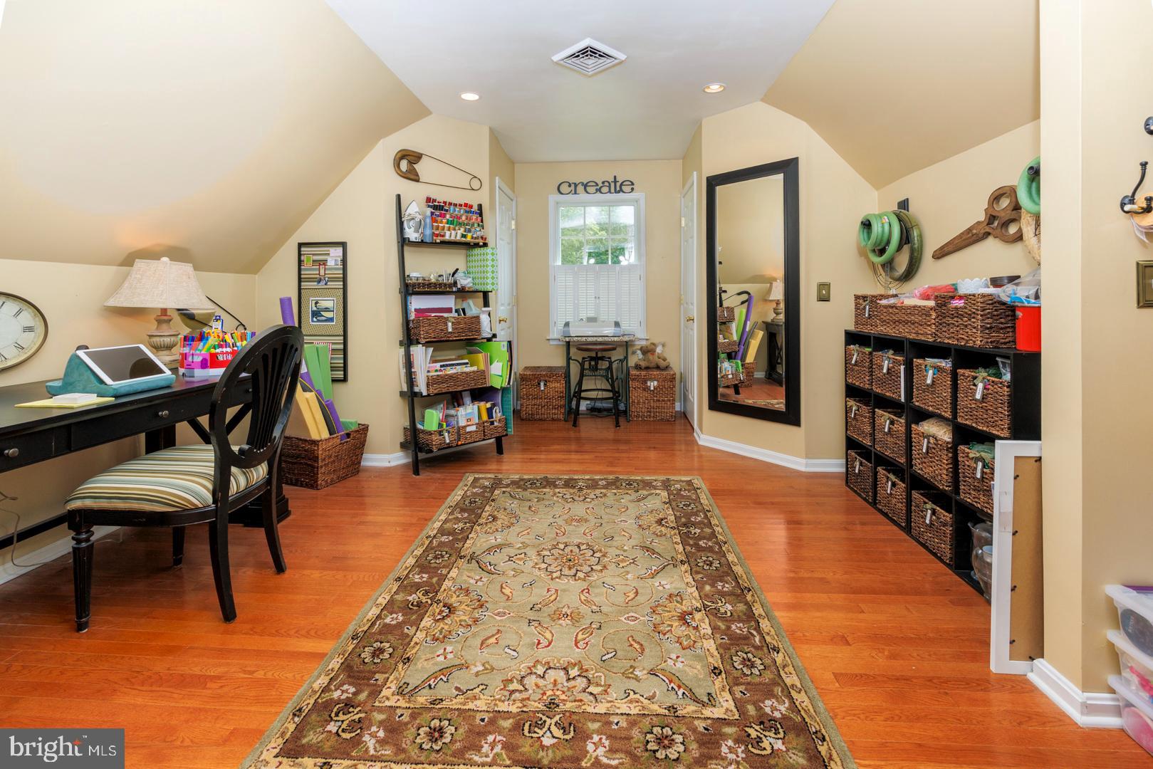5644 CLIFTON WOODS DRIVE