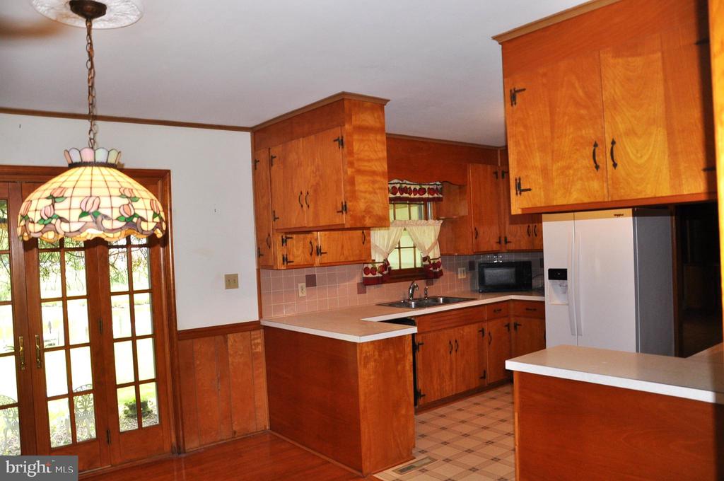 3202 HOLLY LANE