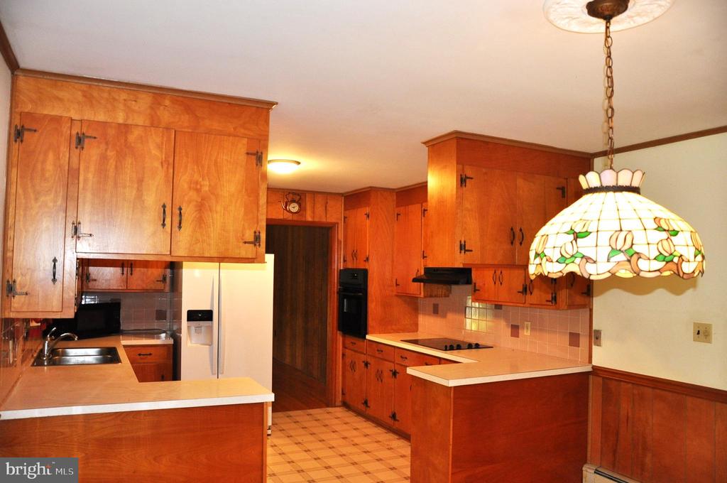 3202 HOLLY LANE