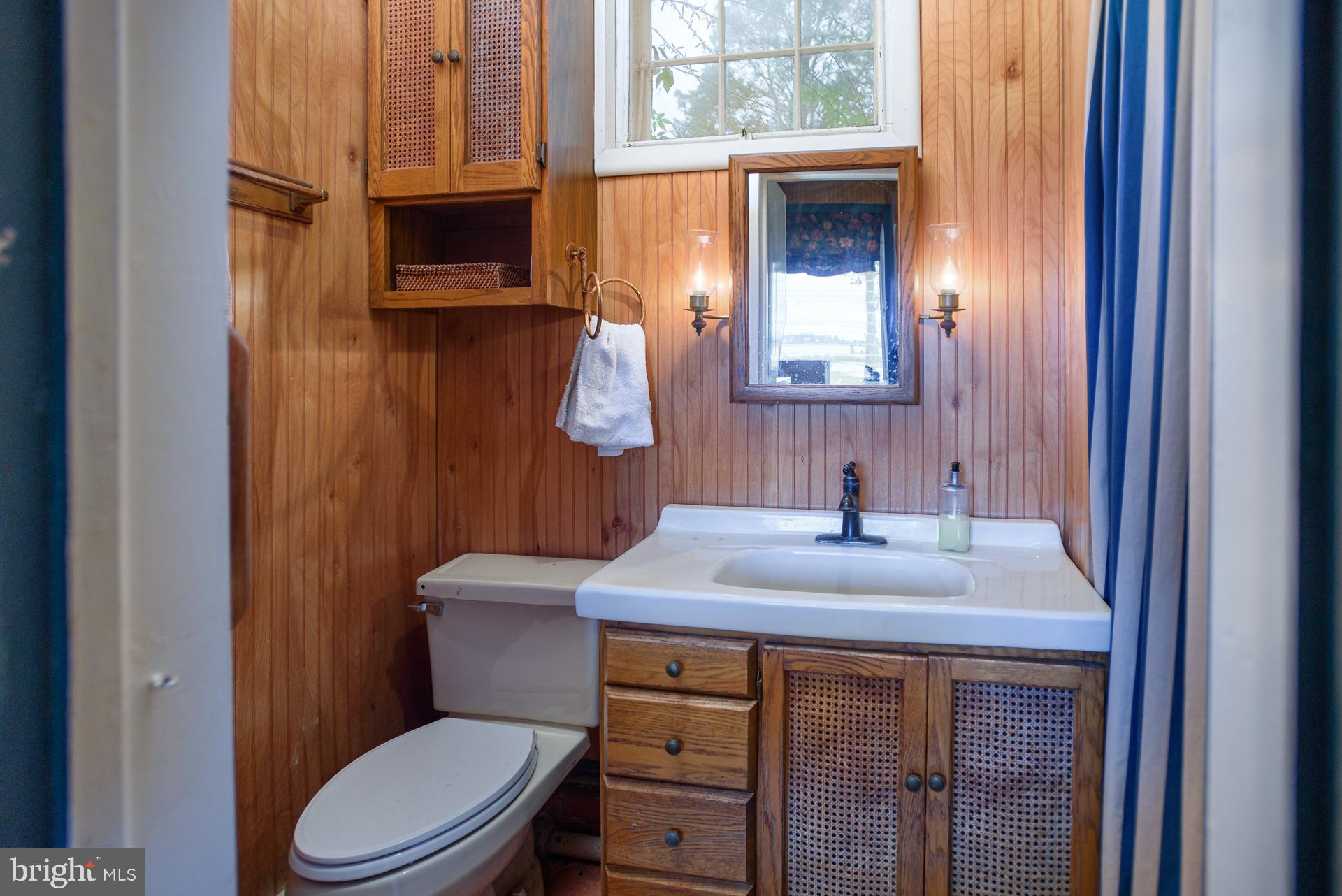 1308 TOWN POINT ROAD