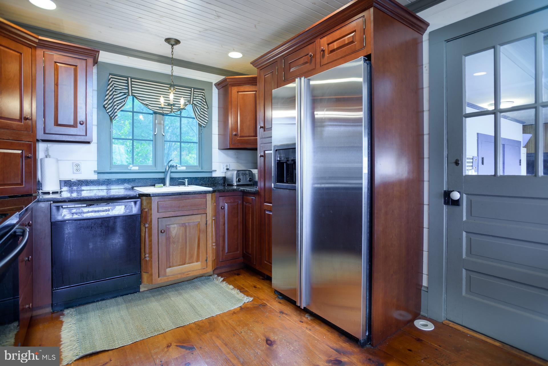 1308 TOWN POINT ROAD