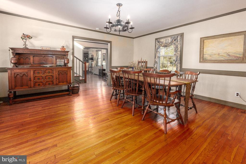 1308 TOWN POINT ROAD