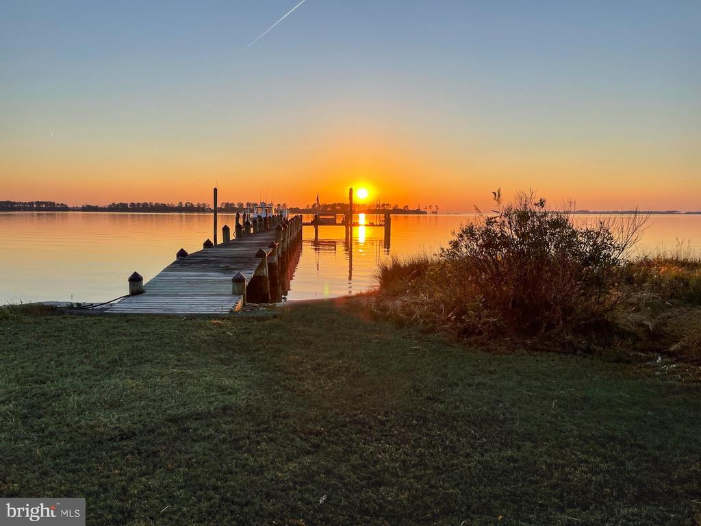 1308 TOWN POINT ROAD