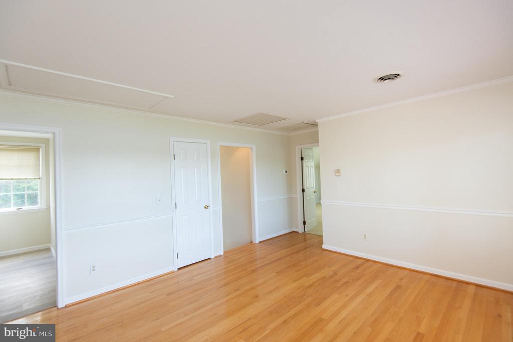1619 PERSEUS ROAD