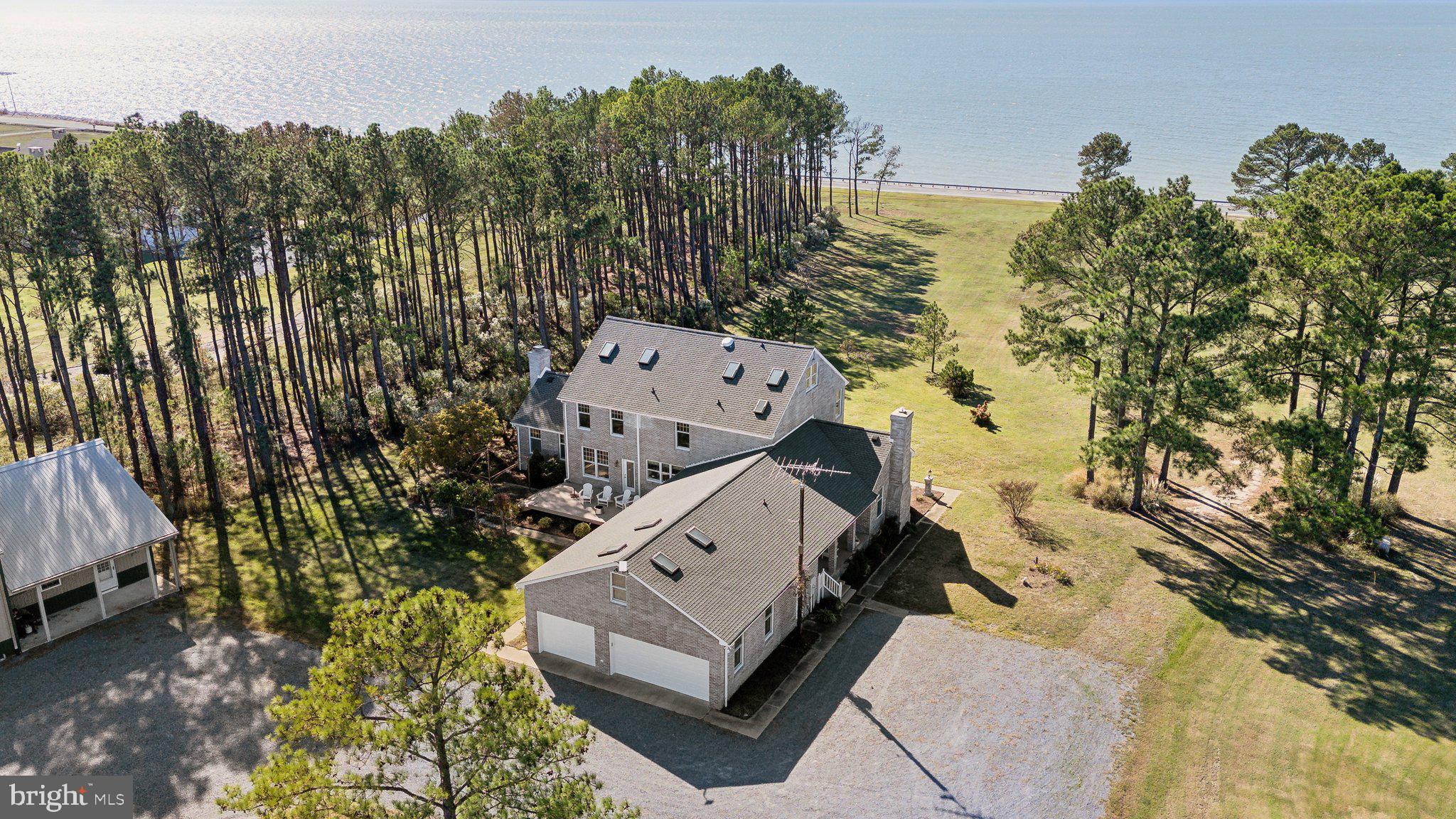 5253 RAGGED POINT ROAD