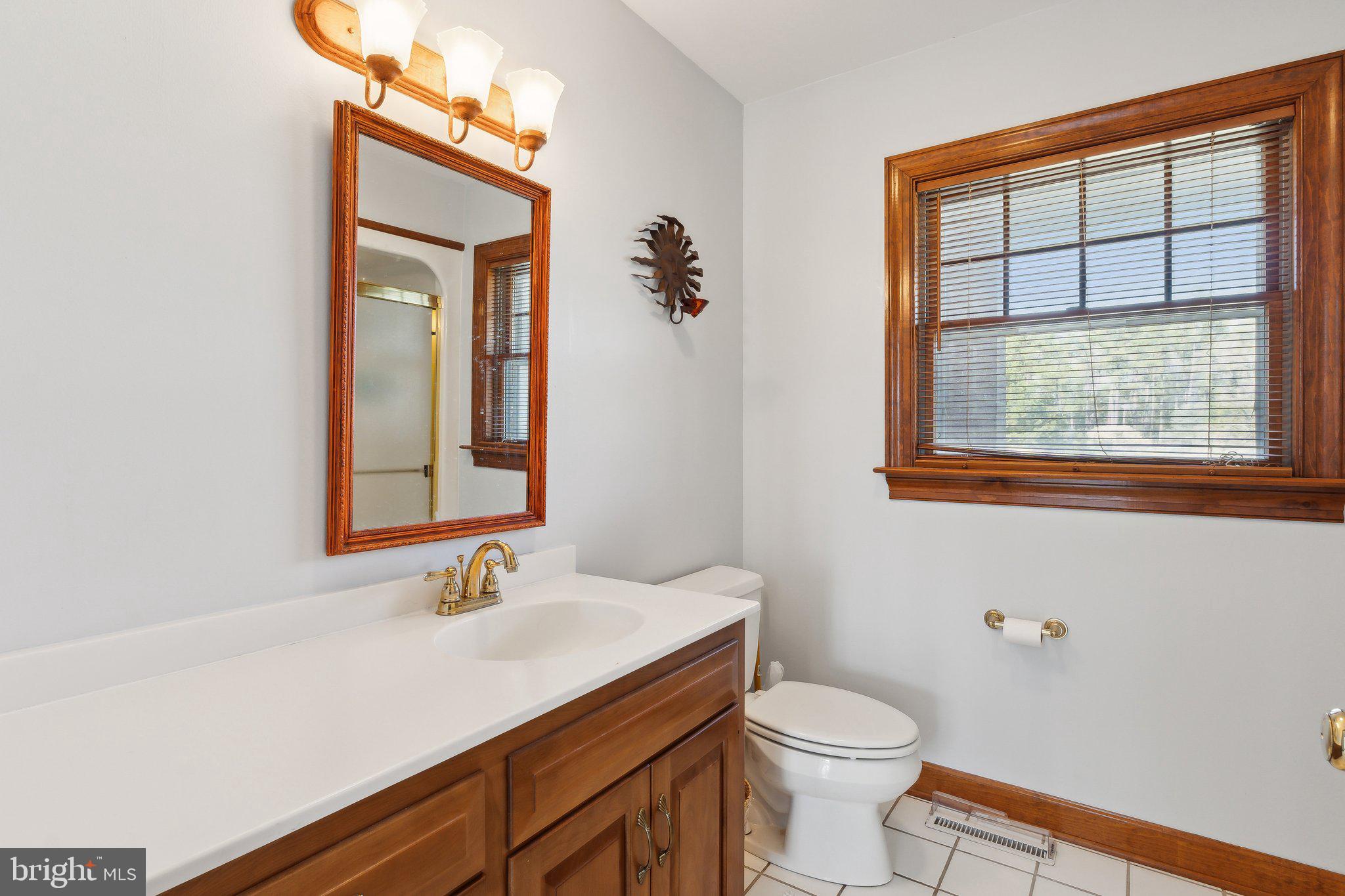 5253 RAGGED POINT ROAD