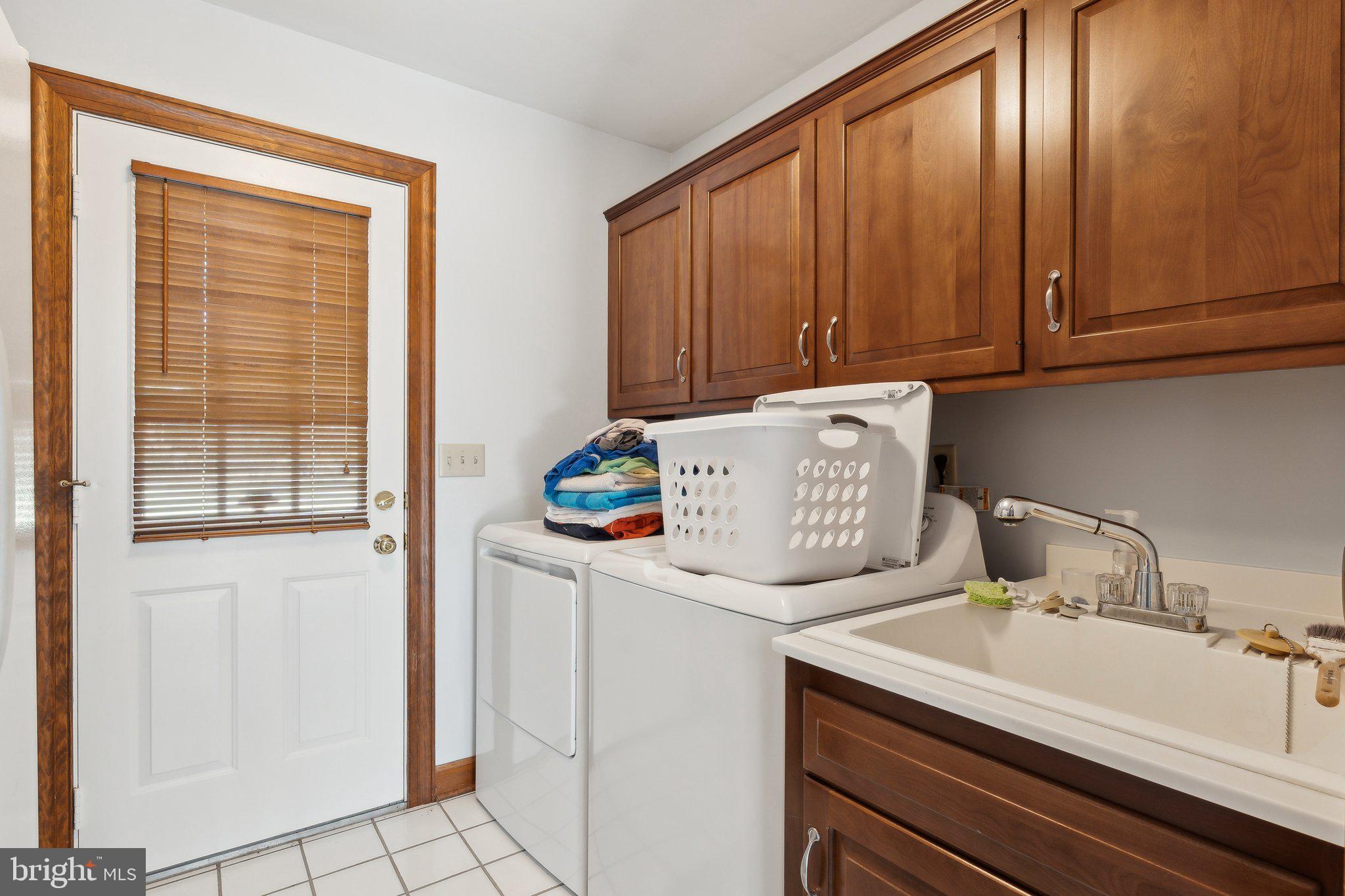 5253 RAGGED POINT ROAD