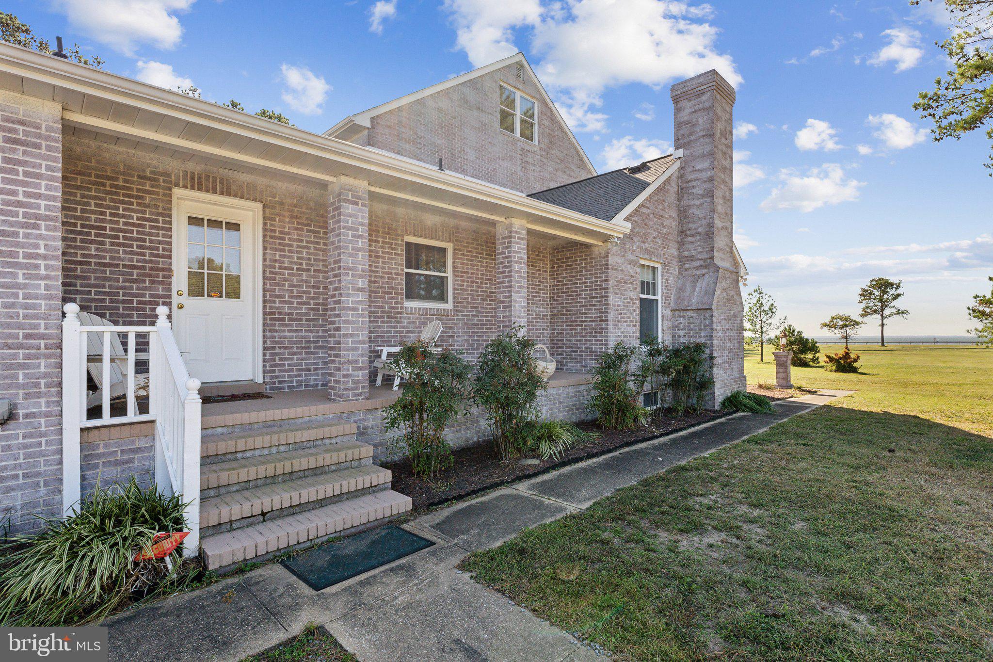 5253 RAGGED POINT ROAD