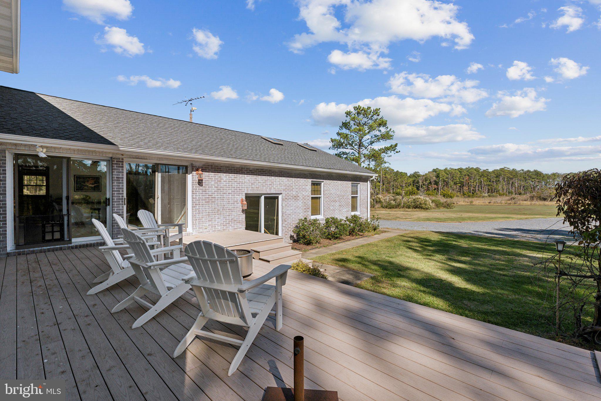 5253 RAGGED POINT ROAD