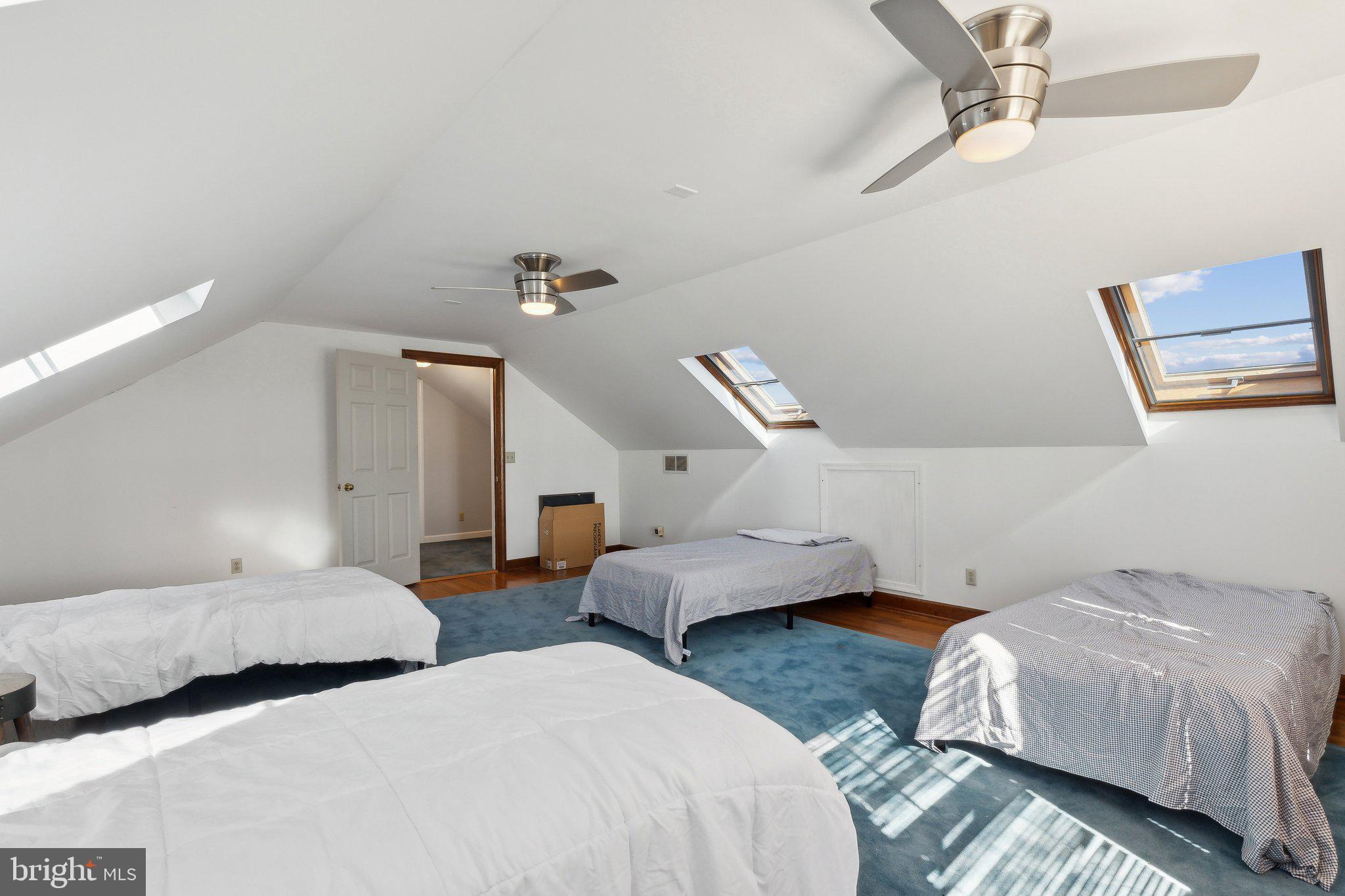 5253 RAGGED POINT ROAD